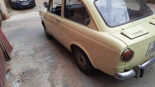SEAT 850 2025