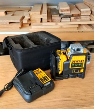 NIVEL LASER 12 LINEAS + BATERIA + CARGADOR ¡NUEVO!