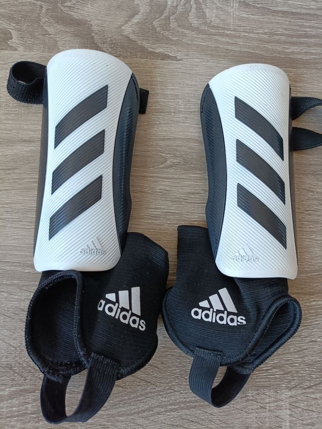 Espinilleras Adidas Tiro Junior