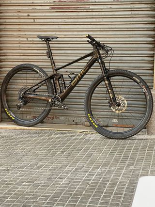 Bicicleta BMC Fourstroke LTD 120
comprada /2023