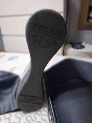 Pack Arena Piscina: Gorro, Aletas y Pullbuoy