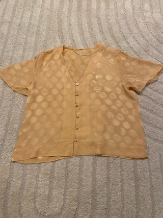 Pijama camisero de Oysho mostaza
