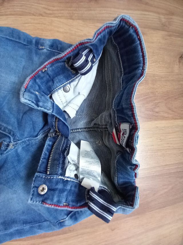 Vaqueros Tommy Hilfiger elásticos T116cm
