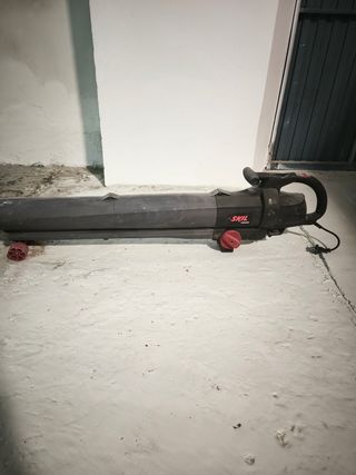 Soplador SKIL 2000W