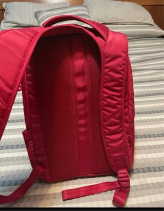 Mochila para portátil y tablet roja