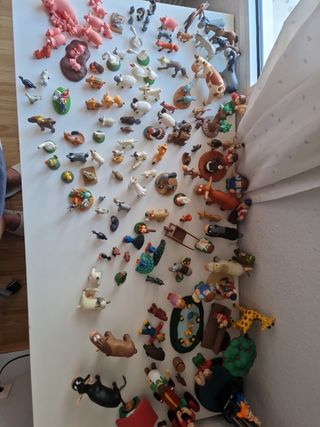  muñecos colección La  granja 140 