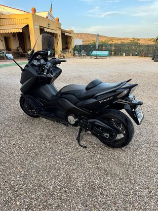 Yamaha T-Max 530 2014