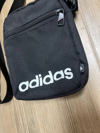 Bandolera Adidas Negra