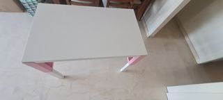 Mesa escritorio infantil rosa y blanca PÅHL