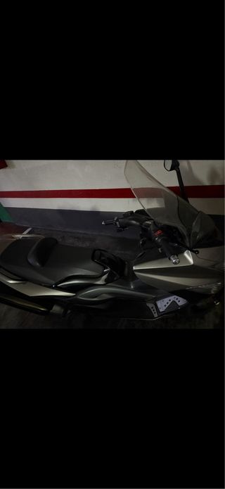 Yamaha Tmax 500 ABS (negociable , garaje) 15oookm