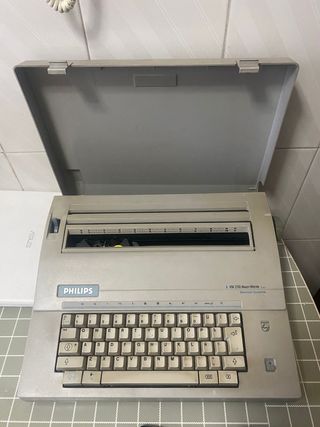 Máquina de escribir Philips VW 2110