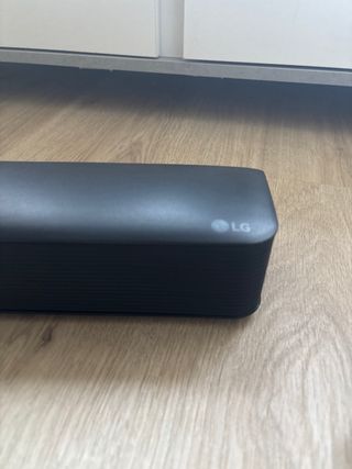 Barra de Sonido LG Negra.
perfecta y con mando.