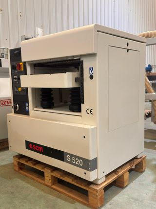 Regruesadora SCM S 520