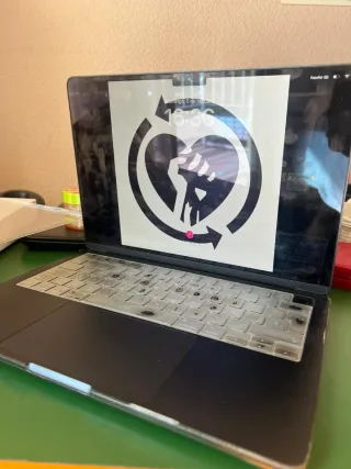 MacBook Air M2 14 Midnight 500GB SSD 8GB RAM