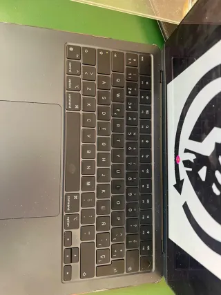 MacBook Air M2 14 Midnight 500GB SSD 8GB RAM