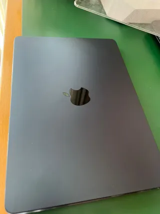 MacBook Air M2 14 Midnight 500GB SSD 8GB RAM