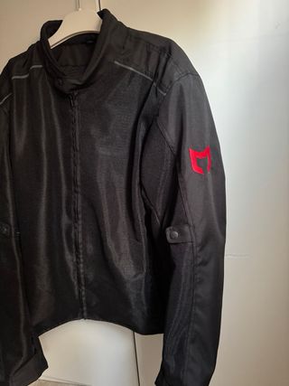 Chaqueta de moto negra marca Course de la talla xl