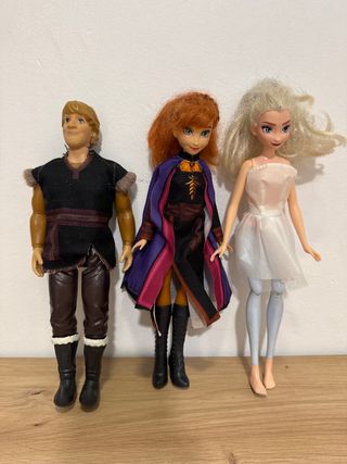 Muñecos Elsa, Ana y Kristoff Frozen