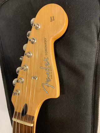 Guitarra Fender Toronado MIM 2002 - Deluxe Series