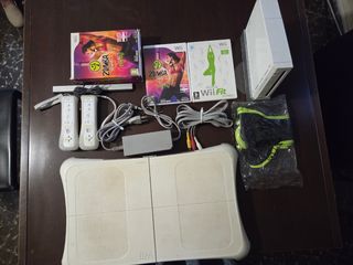Nintendo Wii White con giochi e accessori