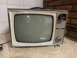 Televisor Vintage SYA TV-12SYA