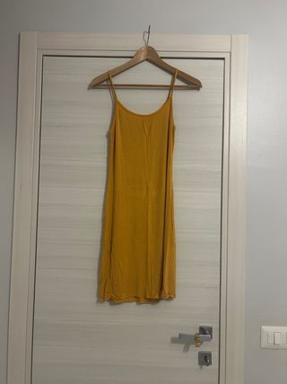 Grazioso abitino giallo