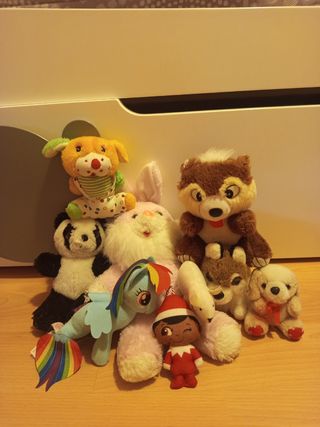 Lote de peluches variados