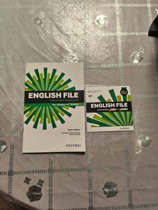 Libro english file intermediate student's book