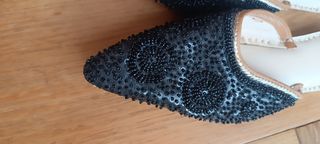 Babuchas Negras Vestir con Pedrería negra. Nuevas