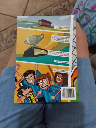 Los Futbolísimos 2: El misterio de los siete go...