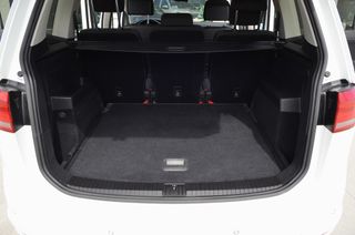 Volkswagen Touran DSG 5 Plazas+Navegcaion+Carplay