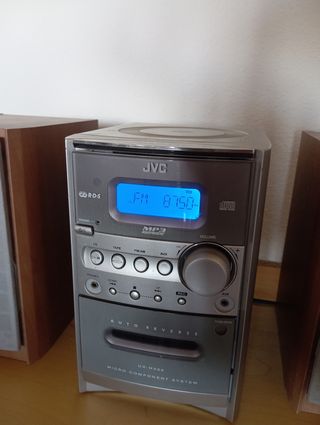 Mini cadena JVC