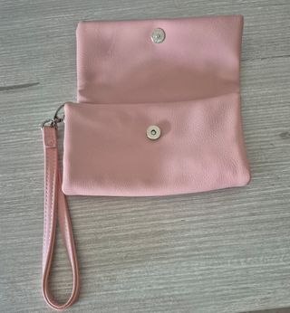 Cartera de mano rosa