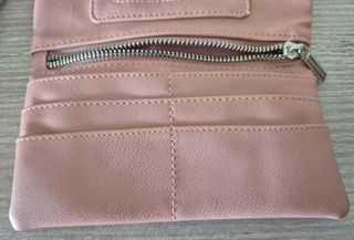Cartera de mano rosa