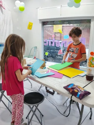 NENOTIC Tallers de ciència per nens de 4 a 12 anys