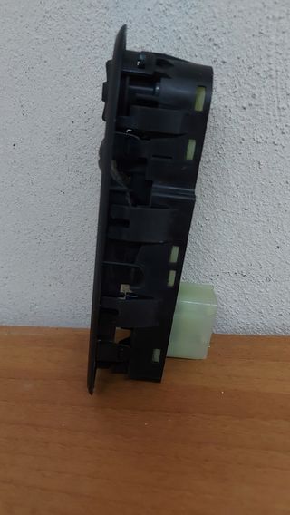 Mando Elevalunas y retrovisor Citroen C3