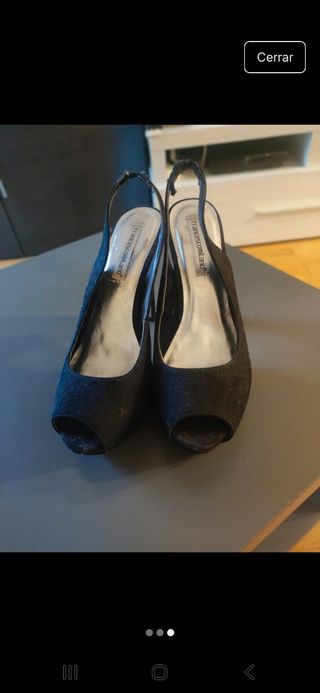 Zapatos de tacón negros