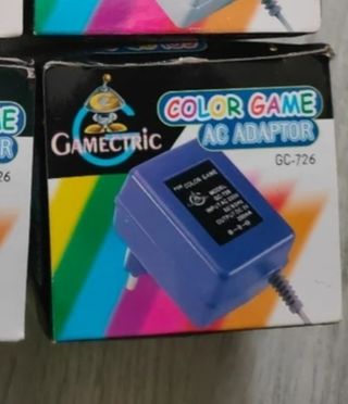 Caricabatterie per Game Boy Color