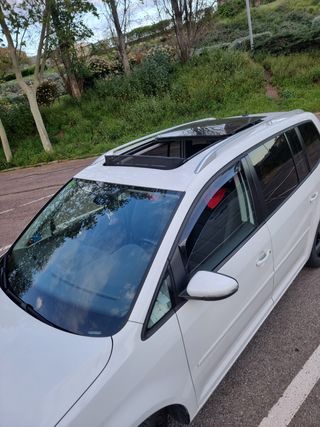 Volkswagen Touran 2012