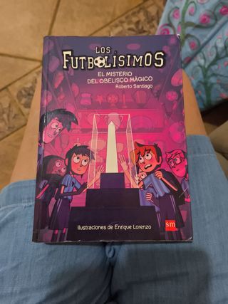 Los Futbolísimos 12: El misterio del obelisco m...