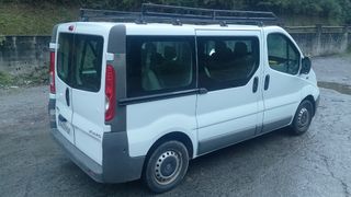Opel Vivaro 2012
