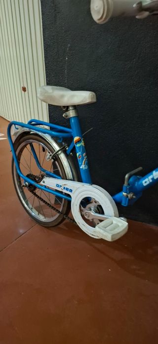 Bicicleta Orbea infantil azul clásica