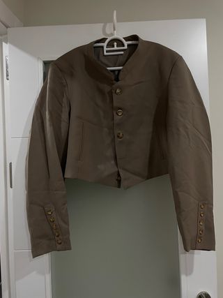 Chaqueta corta traje hombre