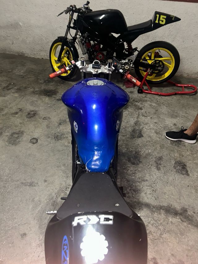 Moto Circuito 80cc Yamaha