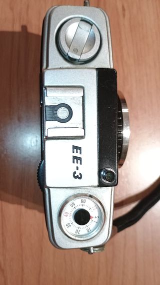 Cámara de fotos Olympus EE-3 de carrete