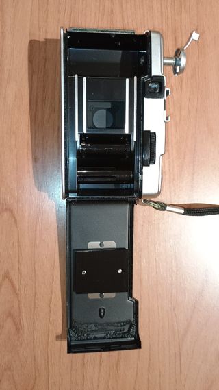 Cámara de fotos Olympus EE-3 de carrete