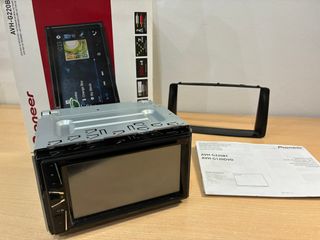 Radio Coche Pioneer AVH-G220BT
