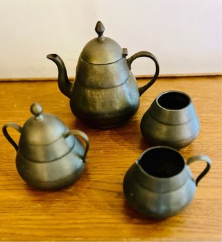 Set da caffè/tè in pura latta — Lochtolenaars