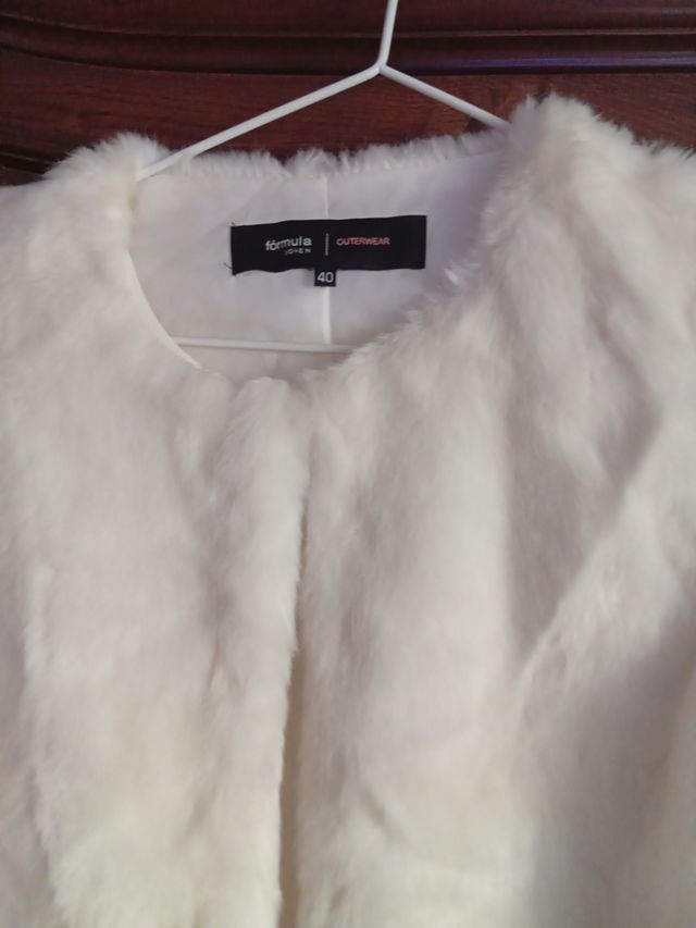 Chaqueta de pelito blanca, para fiesta