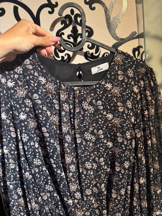 Vestito floreale nero